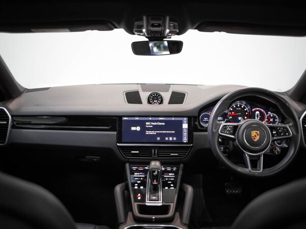 Used Porsche Cayenne 2019 for sale - 76203070: Photo 5