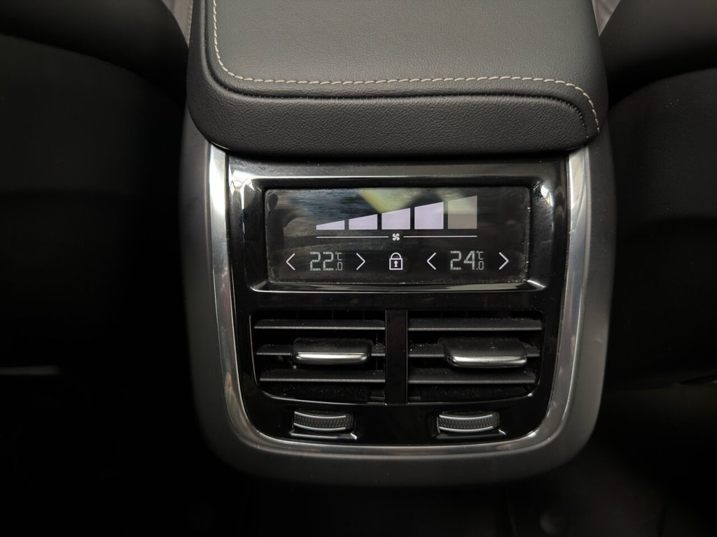 Used Volvo XC60 2022 for sale - 77227266: Photo 31