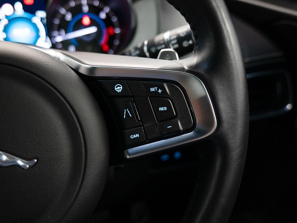 Used Jaguar F-Pace 2020 for sale - 76784162: Photo 21