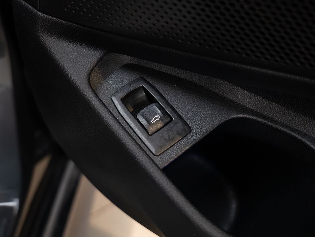 Used BMW 3 Series 2022 for sale - 76724843: Photo 38