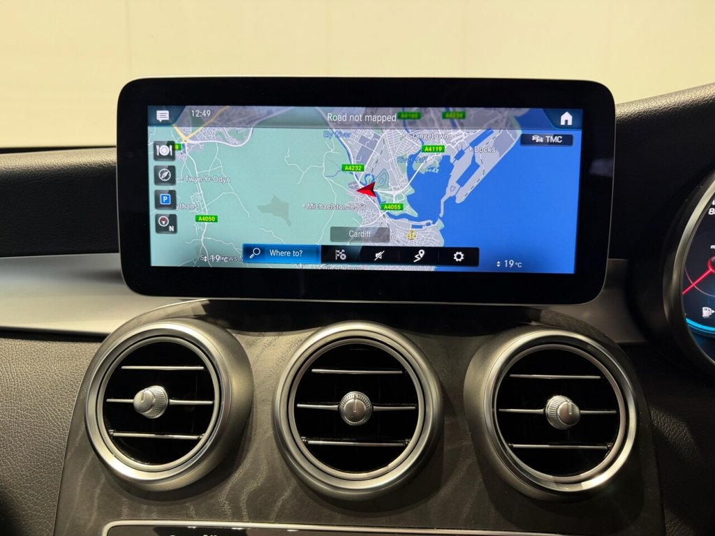 Used Mercedes-Benz GLC 2020 for sale - 77991461: Photo 11