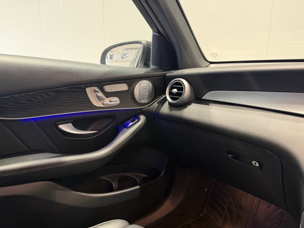 Used Mercedes-Benz GLC 2020 for sale - 77991461: Photo 31