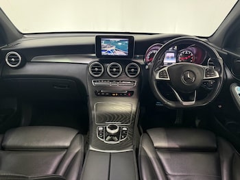 Used Mercedes-Benz GLC 2019 for sale - 77673667: Photo