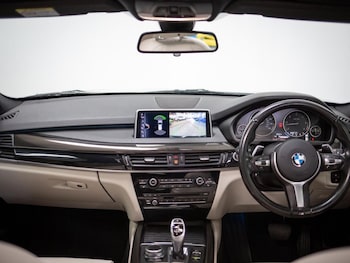 Used BMW X5 2017 for sale - 76092403: Photo