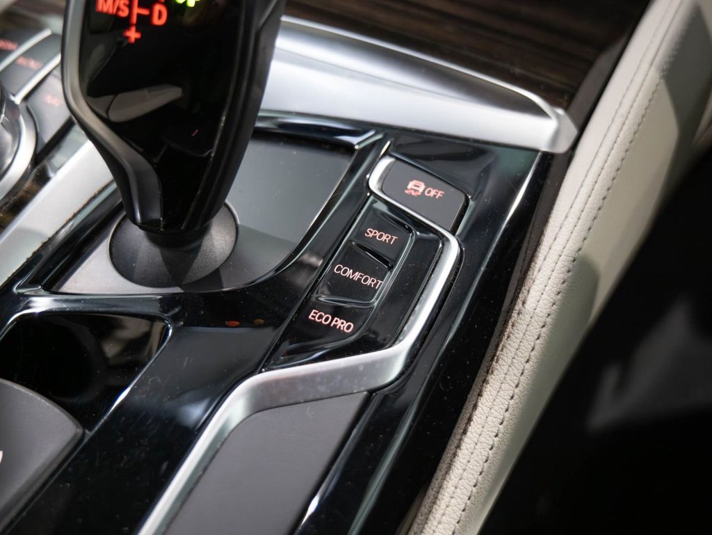 Used BMW 5 Series 2017 for sale - 76559158: Photo 41