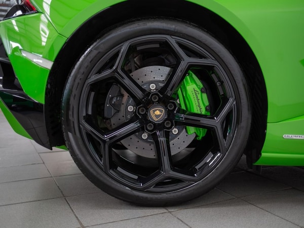 Used Lamborghini Huracan 2022 for sale - 75606996: Photo 13