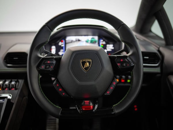 Used Lamborghini Huracan 2022 for sale - 75606996: Photo 26