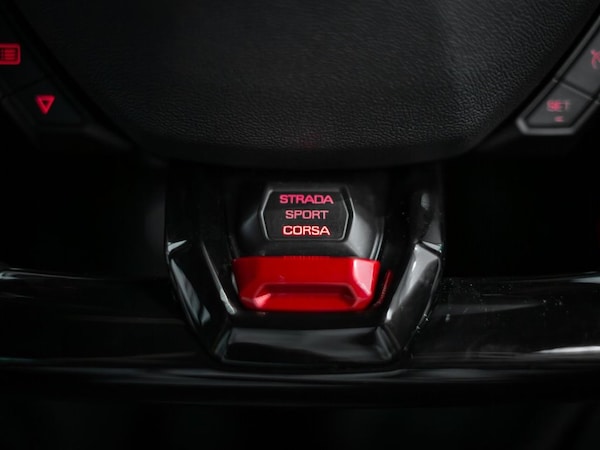 Used Lamborghini Huracan 2022 for sale - 75606996: Photo 27