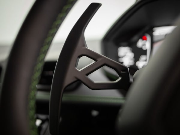 Used Lamborghini Huracan 2022 for sale - 75606996: Photo 32