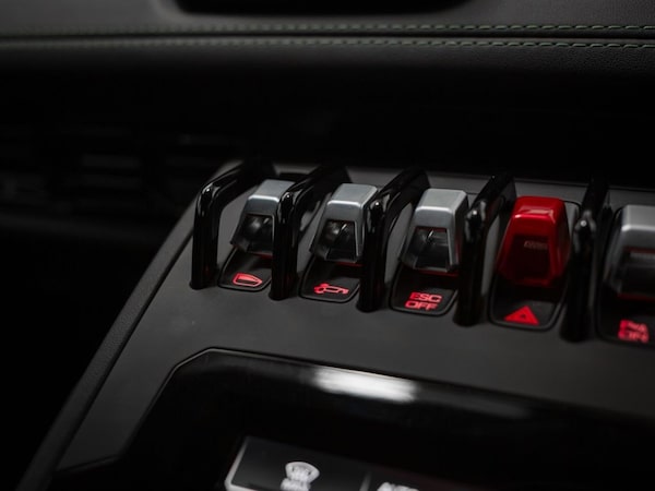 Used Lamborghini Huracan 2022 for sale - 75606996: Photo 41