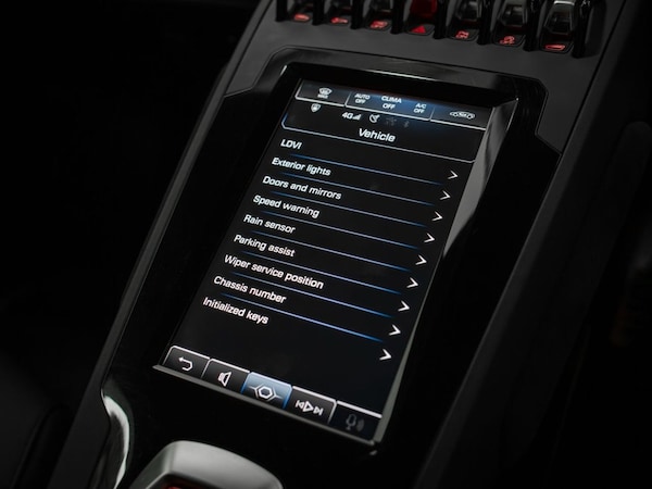 Used Lamborghini Huracan 2022 for sale - 75606996: Photo 45