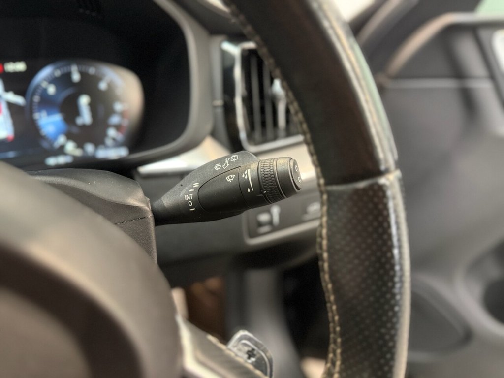 Used Volvo XC60 2017 for sale - 77507203: Photo 33