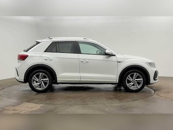 Used Volkswagen T-Roc 2022 for sale - 78331011: Photo