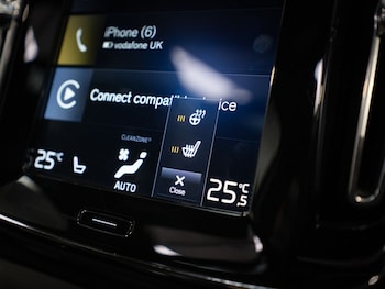 Used Volvo XC40 2018 for sale - 76950654: Photo