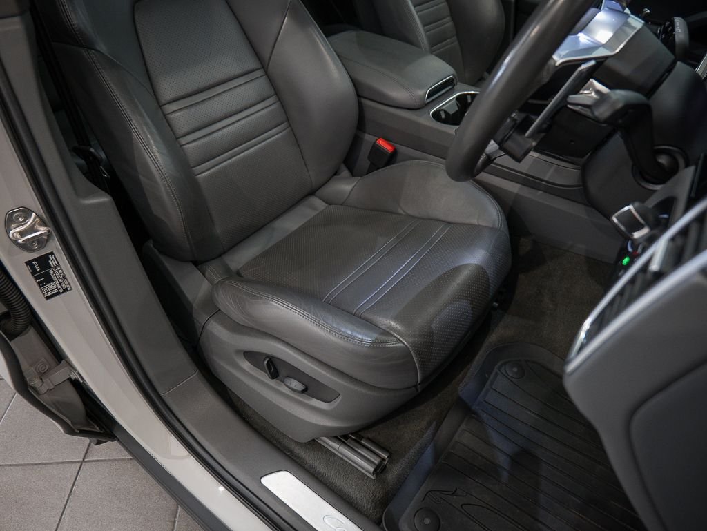 Used Porsche Cayenne 2022 for sale - 76454383: Photo 32