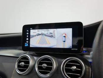 Used Mercedes-Benz GLC 2020 for sale - 75254102: Photo