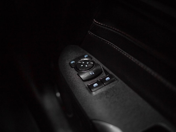 Used Ford Mustang 2018 for sale - 76203290: Photo 36