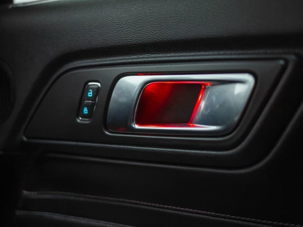 Used Ford Mustang 2018 for sale - 76203290: Photo 37