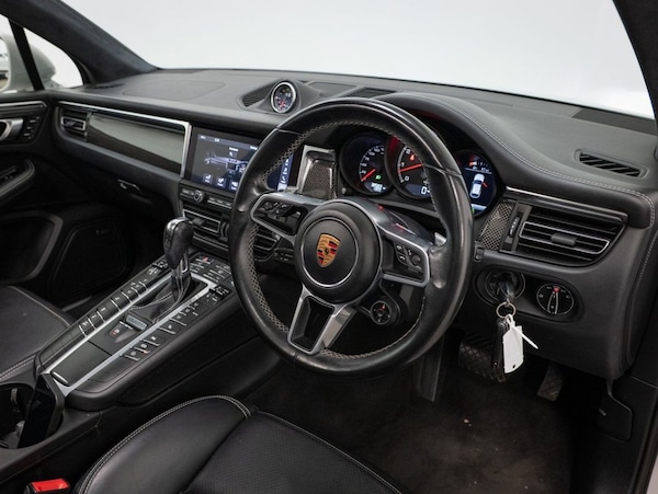 Used Porsche Macan 2020 for sale - 75456518: Photo 18