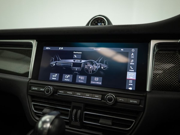 Used Porsche Macan 2020 for sale - 75456518: Photo 23