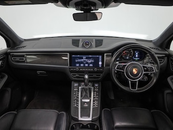 Used Porsche Macan 2020 for sale - 75456518: Photo