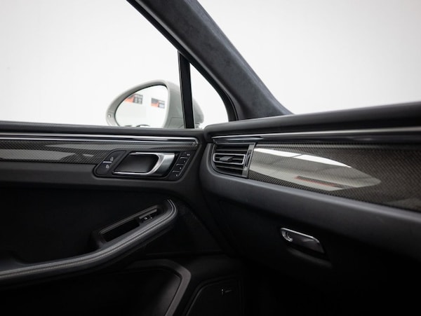 Used Porsche Macan 2020 for sale - 75456518: Photo 38