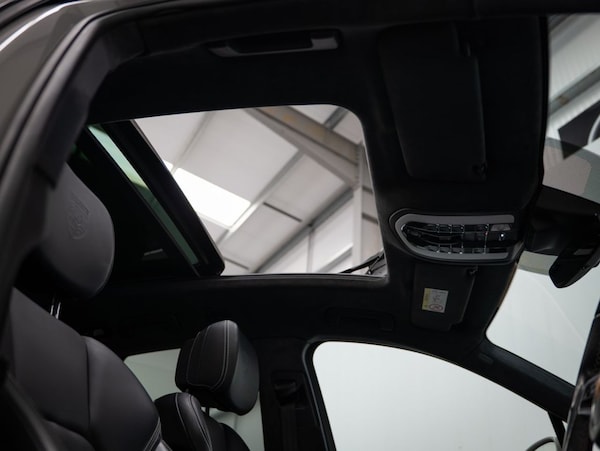 Used Porsche Macan 2020 for sale - 75456518: Photo 48