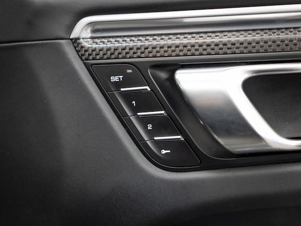 Used Porsche Macan 2020 for sale - 75456518: Photo 49