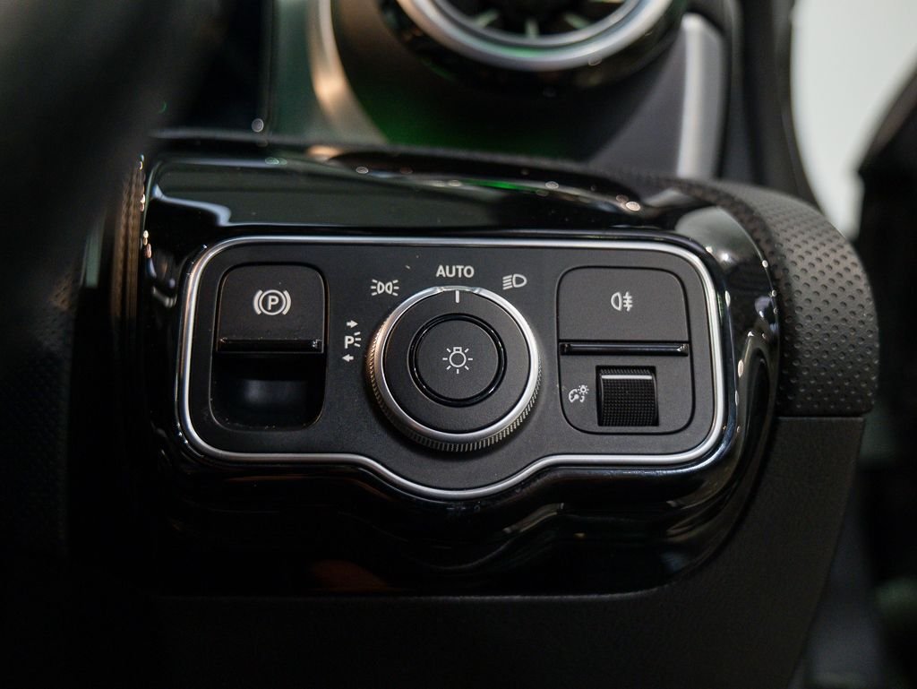 Used Mercedes-Benz A-Class 2022 for sale - 76698582: Photo 39