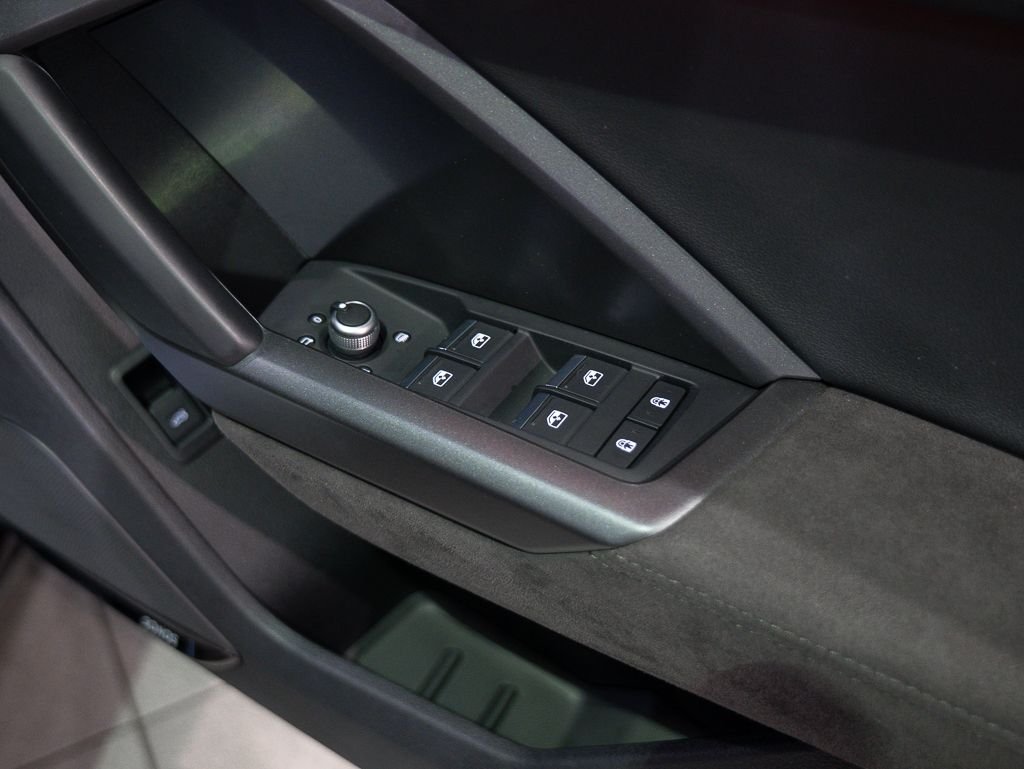 Used Audi RS Q3 2022 for sale - 76445724: Photo 38