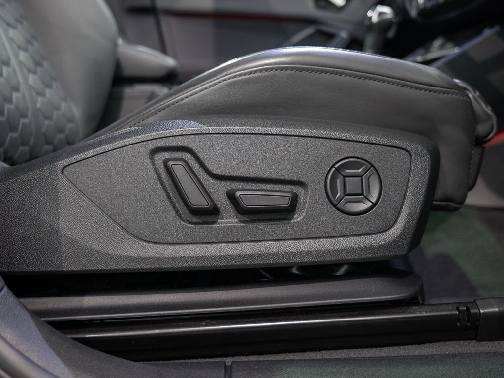 Used Audi RS Q3 2022 for sale - 76445724: Photo 42