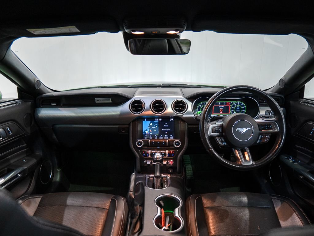 Used Ford Mustang 2020 for sale - 76923545: Photo 2