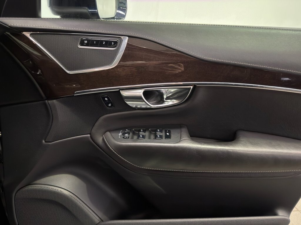 Used Volvo XC90 2016 for sale - 77328172: Photo 30