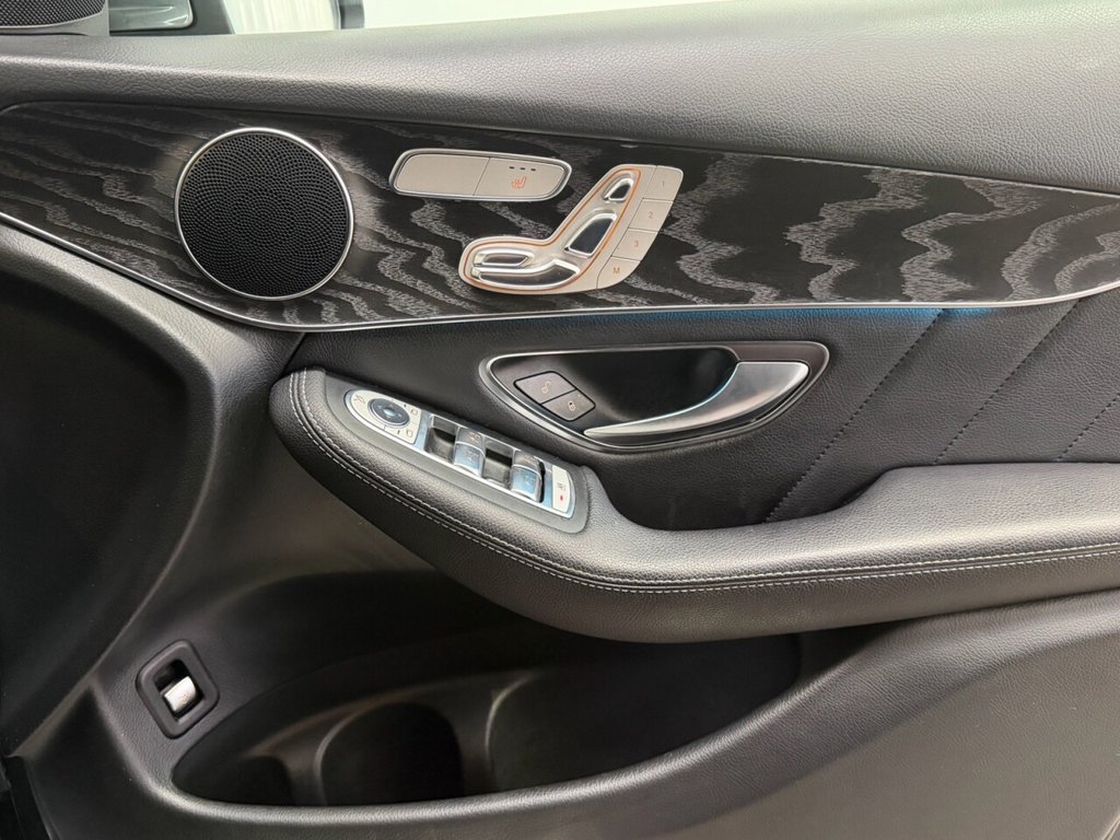 Used Mercedes-Benz GLC 2018 for sale - 77328405: Photo 18