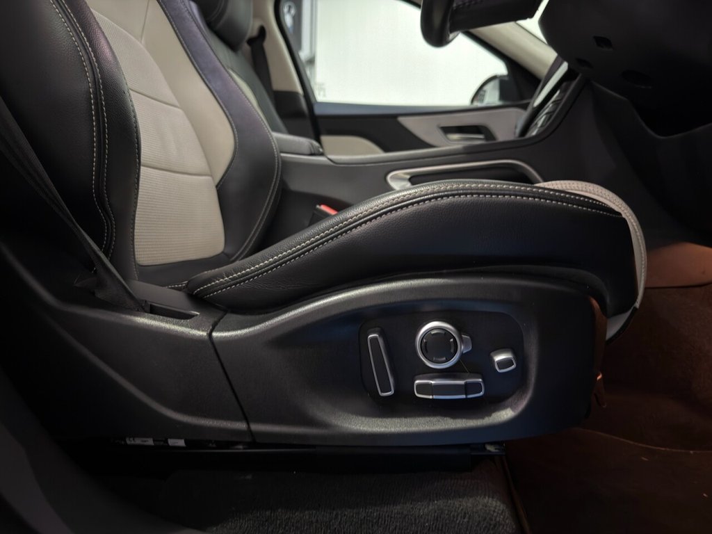 Used Jaguar F-Pace 2020 for sale - 77451997: Photo 32