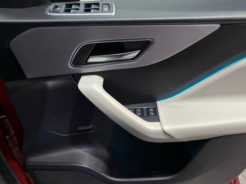 Used Jaguar F-Pace 2020 for sale - 77451997: Photo 36