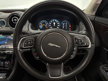 Used Jaguar XJ 2018 for sale - 77172006: Photo