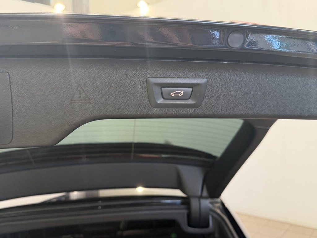 Used BMW 5 Series 2017 for sale - 77101090: Photo 30