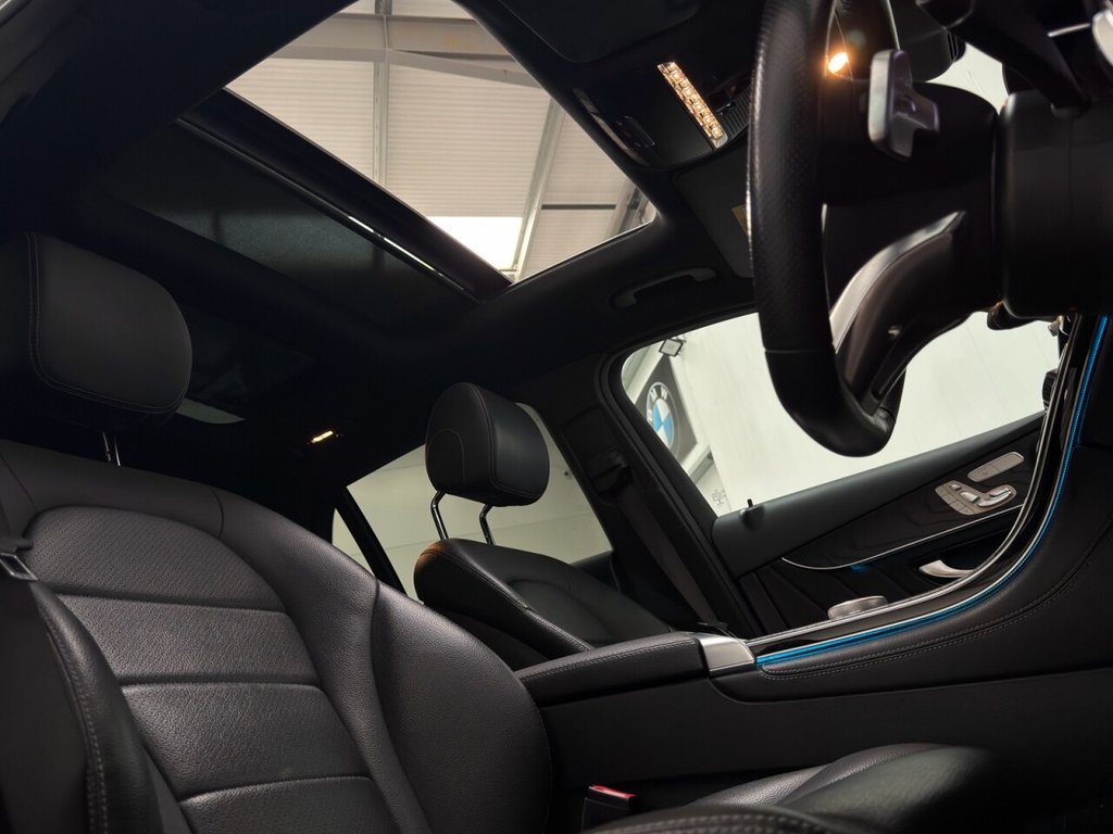 Used Mercedes-Benz GLC 2019 for sale - 77241711: Photo 2