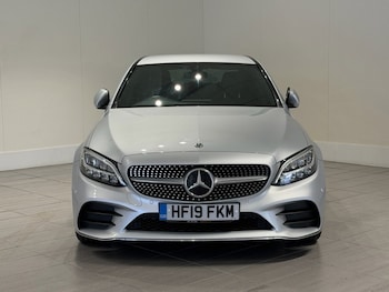 Used Mercedes-Benz C Class 2019 for sale - 77952621: Photo
