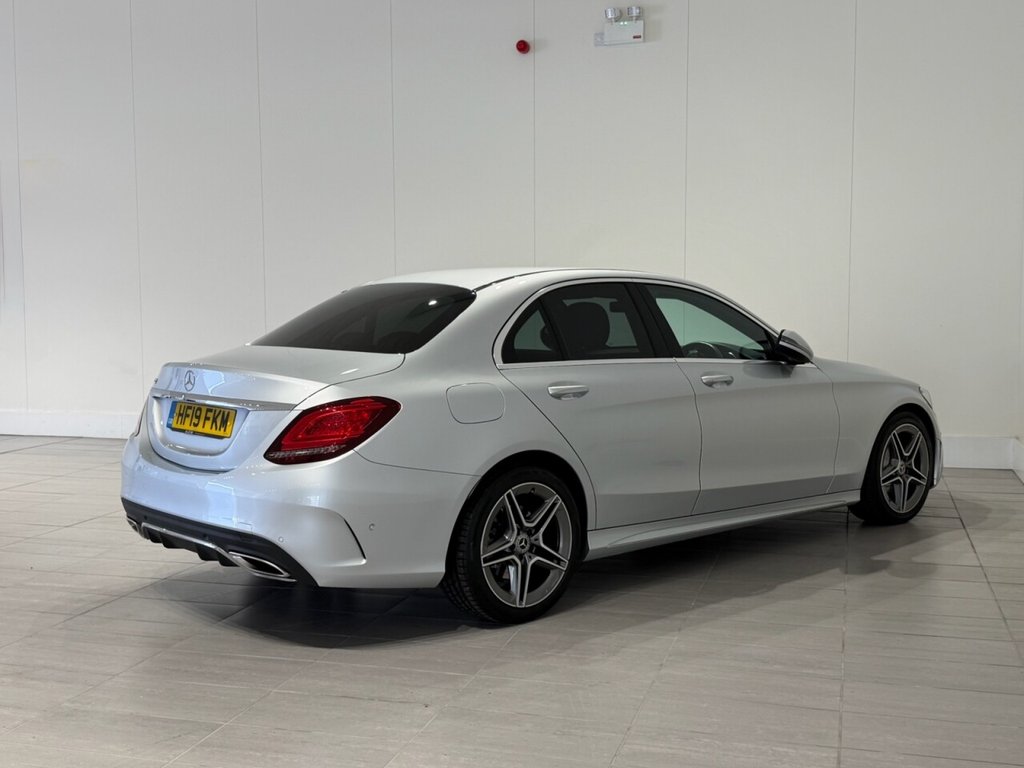 Used Mercedes-Benz C Class 2019 for sale - 77952621: Photo 7