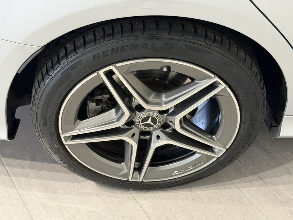 Used Mercedes-Benz C Class 2019 for sale - 77952621: Photo 9