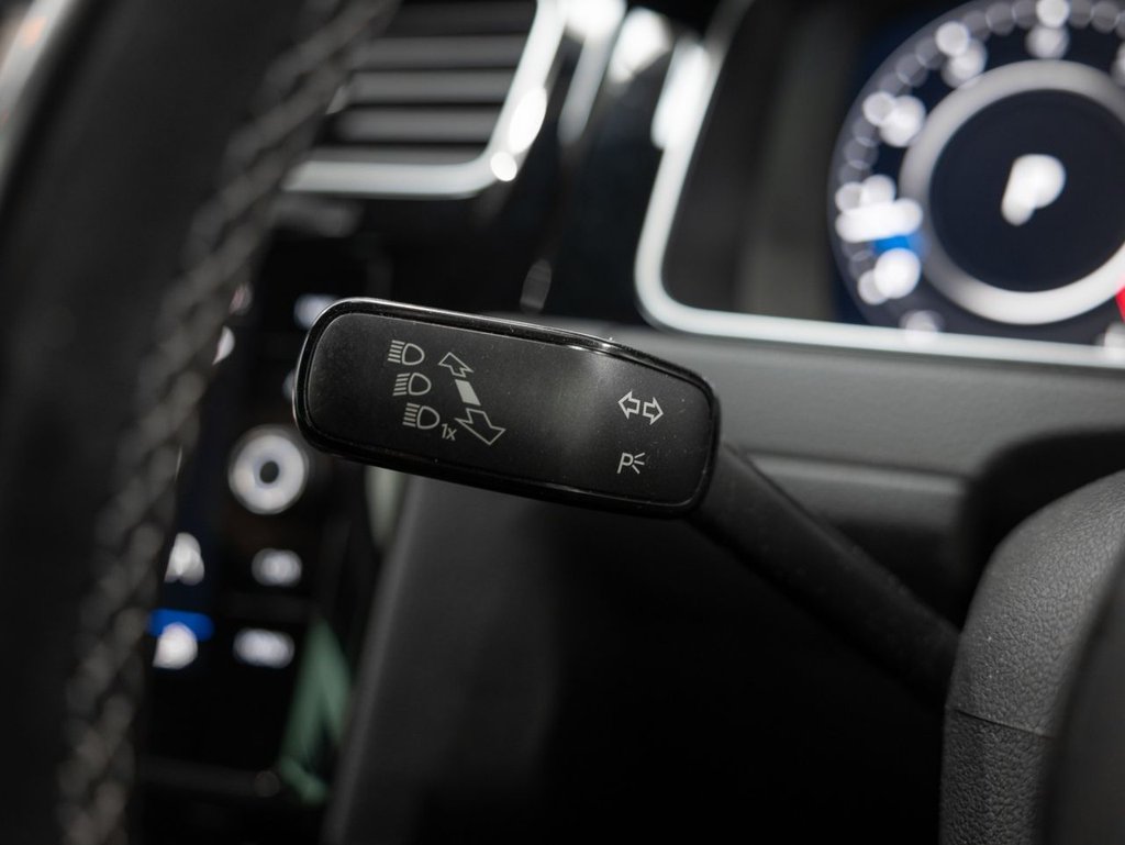 Used Volkswagen Golf 2020 for sale - 75924150: Photo 20