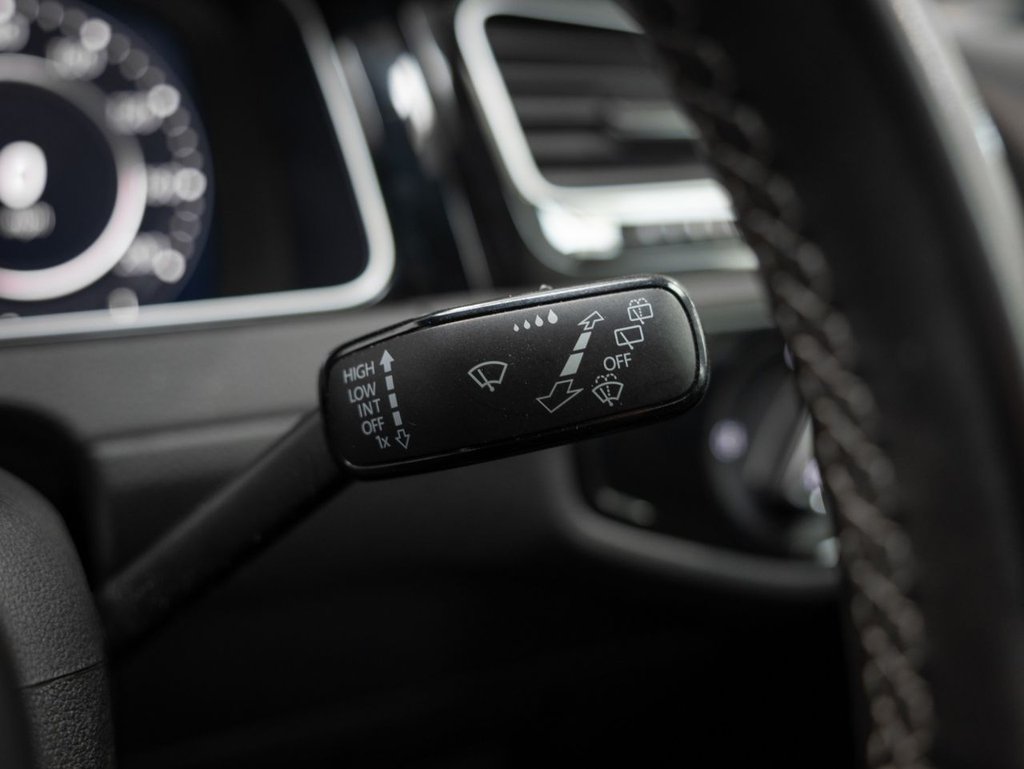 Used Volkswagen Golf 2020 for sale - 75924150: Photo 21