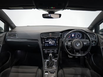 Used Volkswagen Golf 2020 for sale - 75924150: Photo