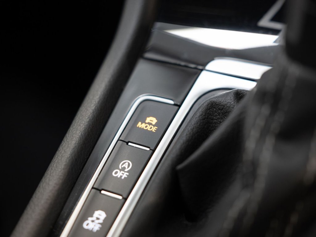 Used Volkswagen Golf 2020 for sale - 75924150: Photo 32