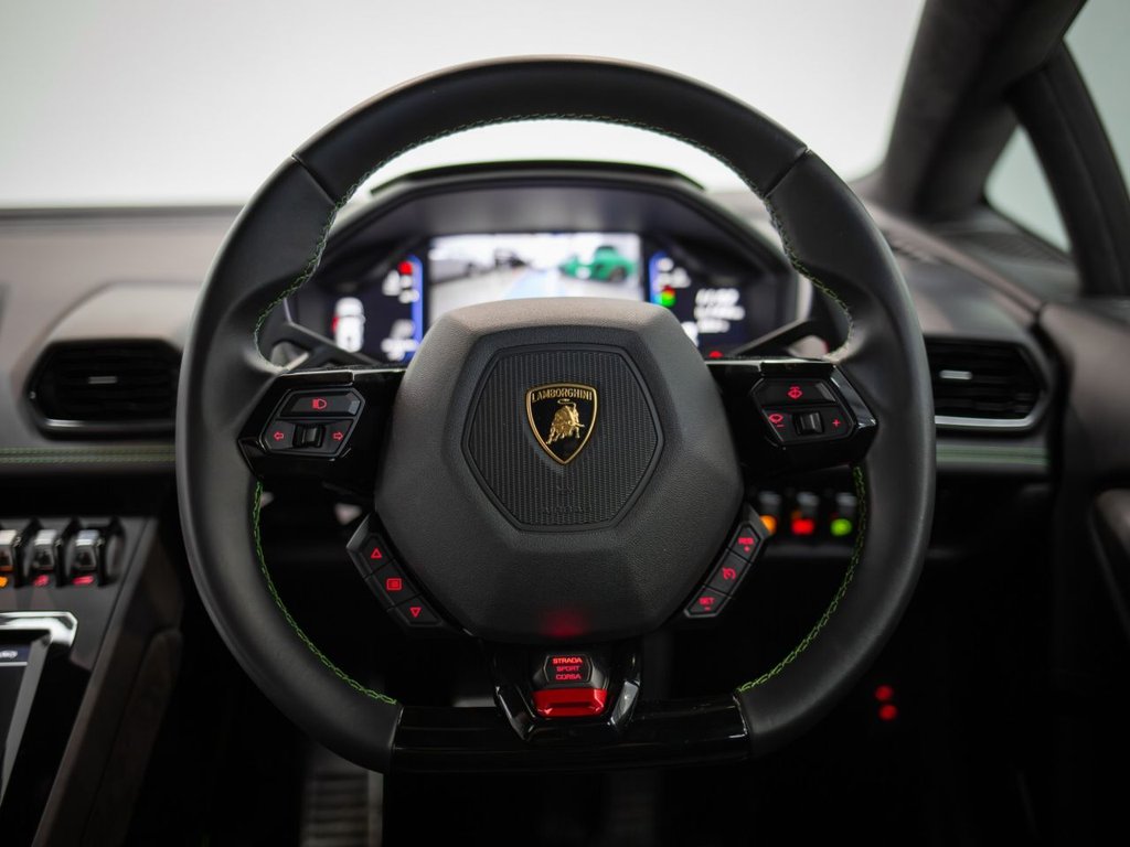 Used Lamborghini Huracan 2022 for sale - 76783399: Photo 25