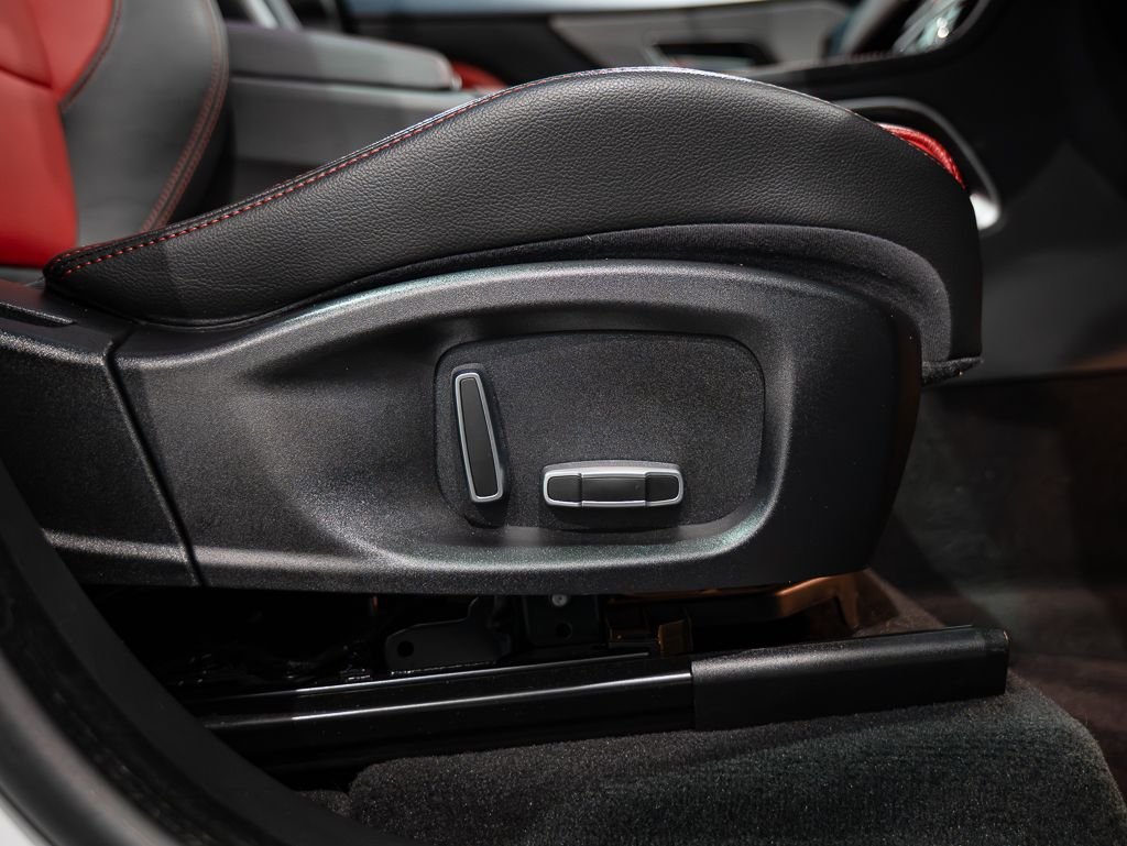 Used Jaguar F-Pace 2021 for sale - 76841449: Photo 40