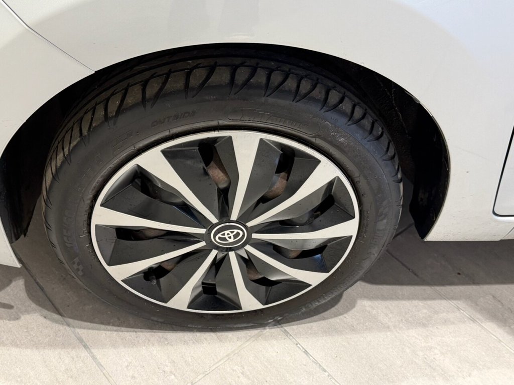 Used Toyota AYGO 2015 for sale - 77952609: Photo 12