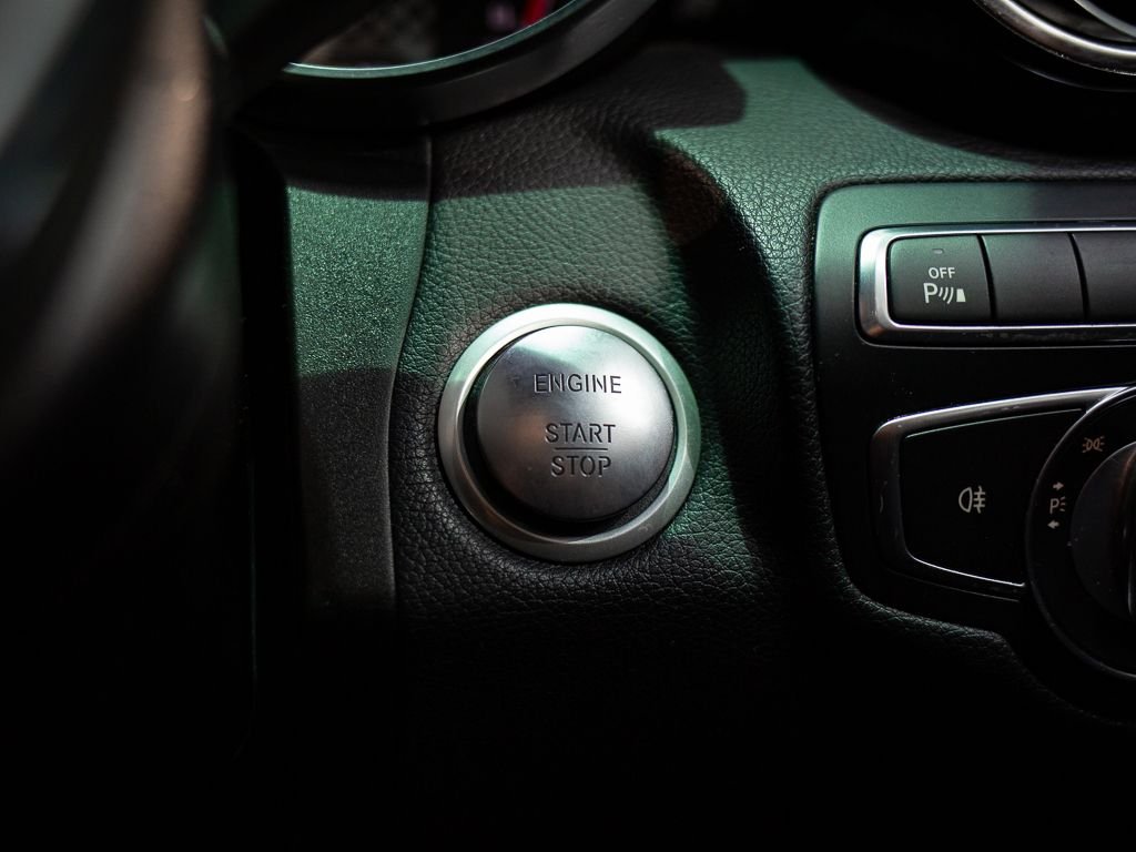 Used Mercedes-Benz GLC 2019 for sale - 76256649: Photo 23